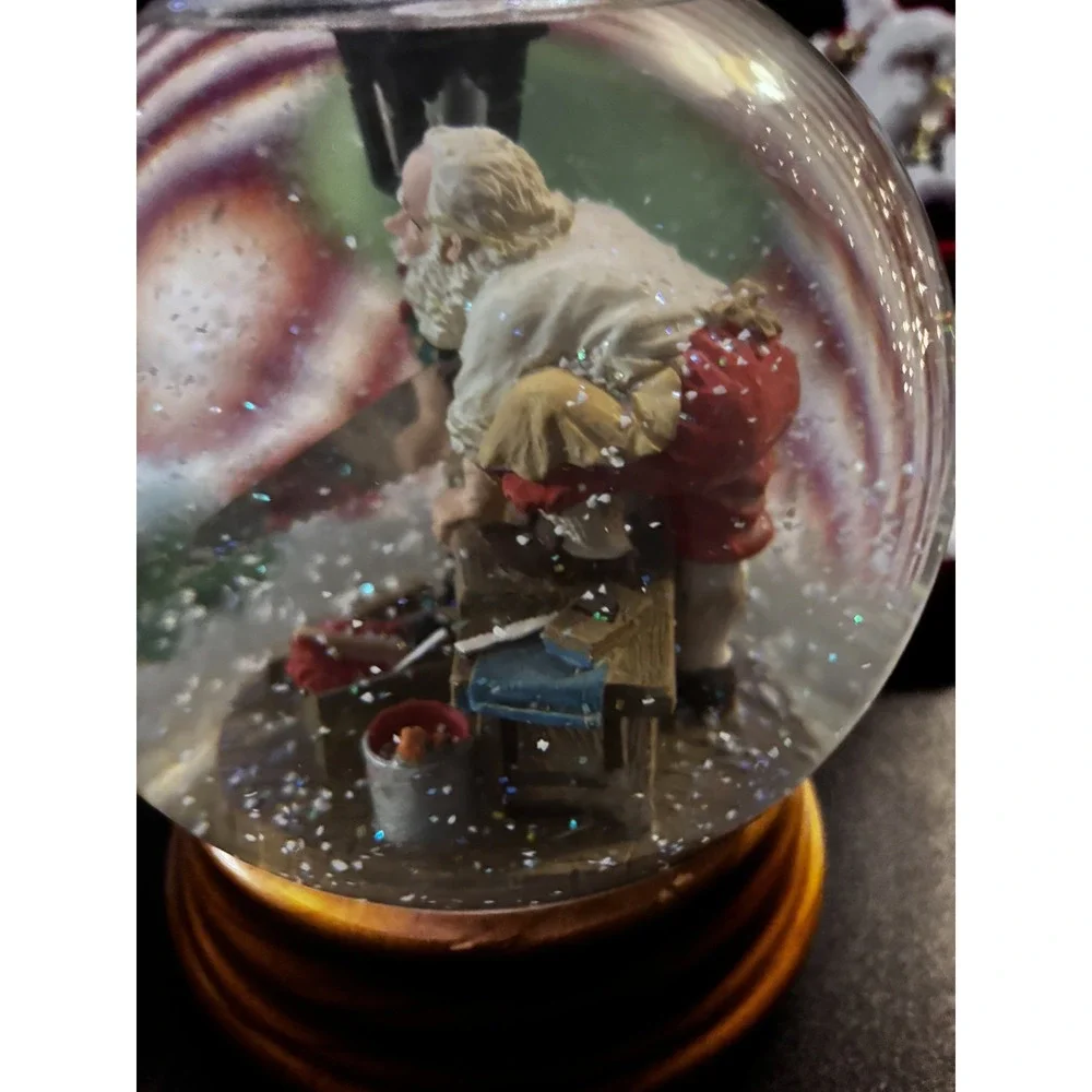 Vintage Breckenridge‎ Holidays Snow Globe Santa at Work Lighted~Musical Taiwan